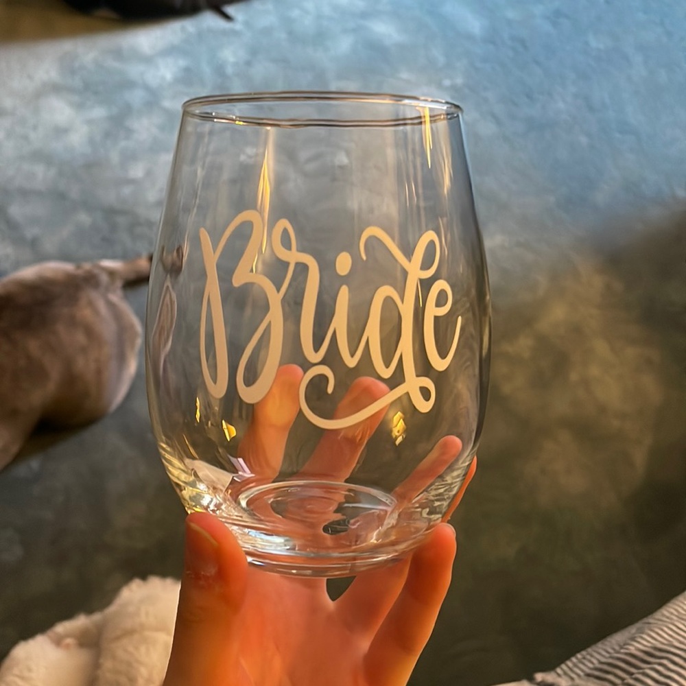 Stemless bride wine glass